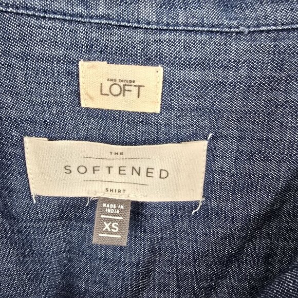 Ann Taylor LOFT Button-Up Blue Chambray Long Sleeve Shirt XS Cotton Softened - Picture 5 of 7